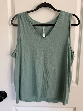 100% organic cotton kohl tank top